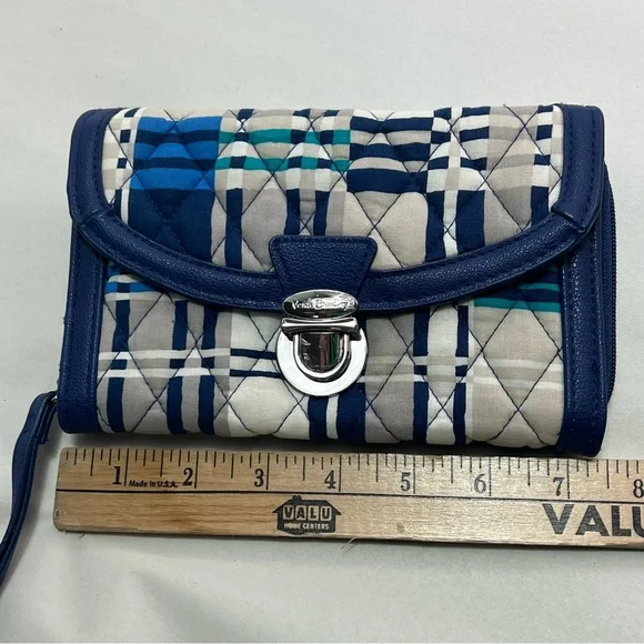 Vera Bradley Ultimate Wristlet in Signature Cotton Santiago Woven Blue - Picture 5 of 7